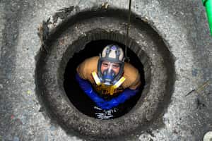 Topos de Cali, alcantarillado aguas negras
Emcali
14 marzo 2025
Foto Sebastián Castillo