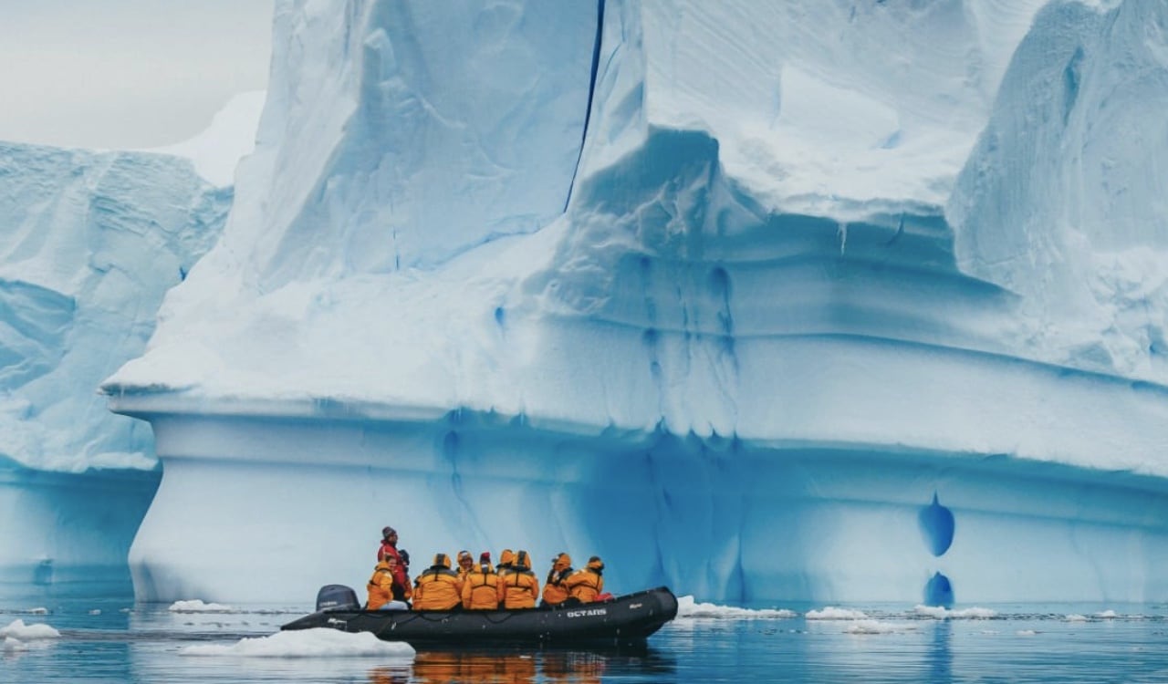 En la Antártida, los glaciares son enormes y su descongelamiento prematuro traería una catástrofe mundial