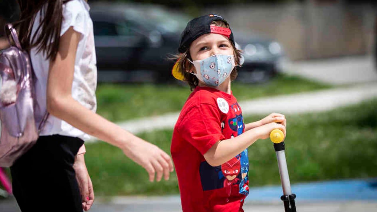 Con vistas al comienzo del curso escolar, todos los establecimientos deben garantizar una distancia de al menos de un metro entre los alumnos.