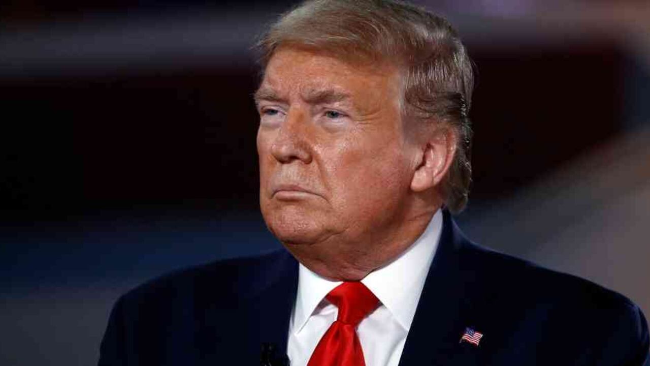 Trump ve impotente cómo aumenta el contagio de coronavirus al tiempo que sufre la economía.