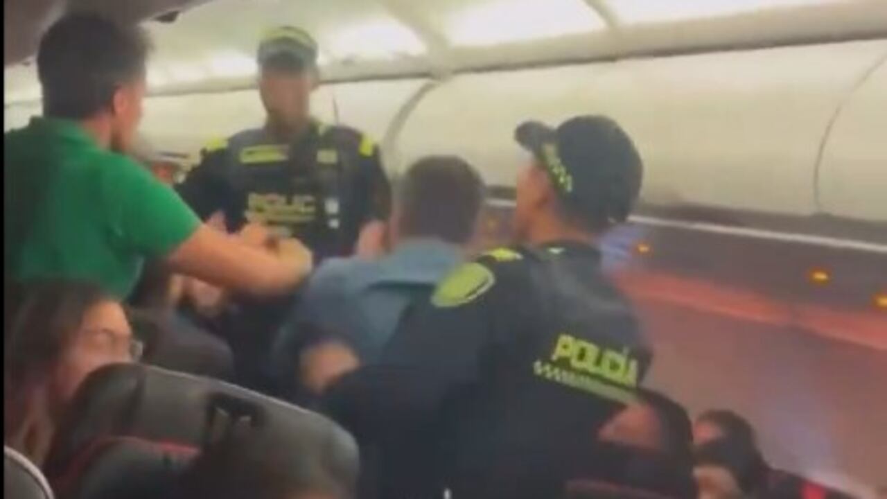 Los hermanos Baquero Peña fueron imputados por los delitos de hostigamiento y violencia contra servidor público.