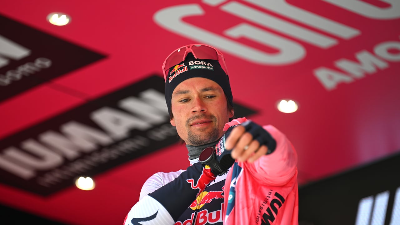 Primoz Roglic, nuevo líder de la clasificación general del Giro de Italia 2025