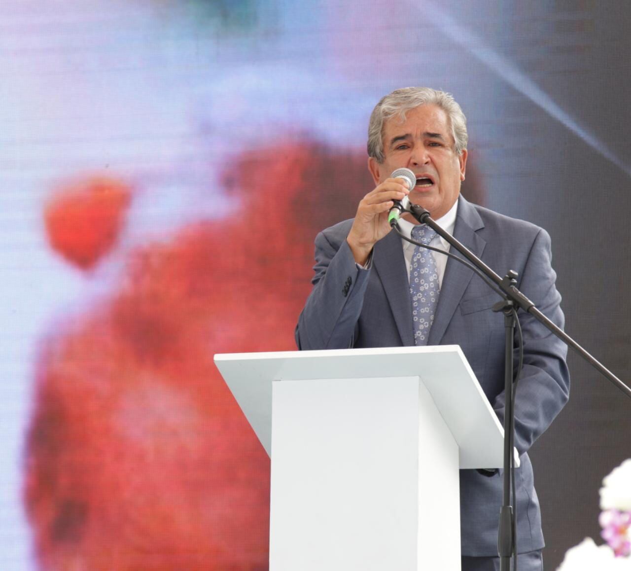 Jorge Luis Pinto en el homenaje a Freddy Rincón