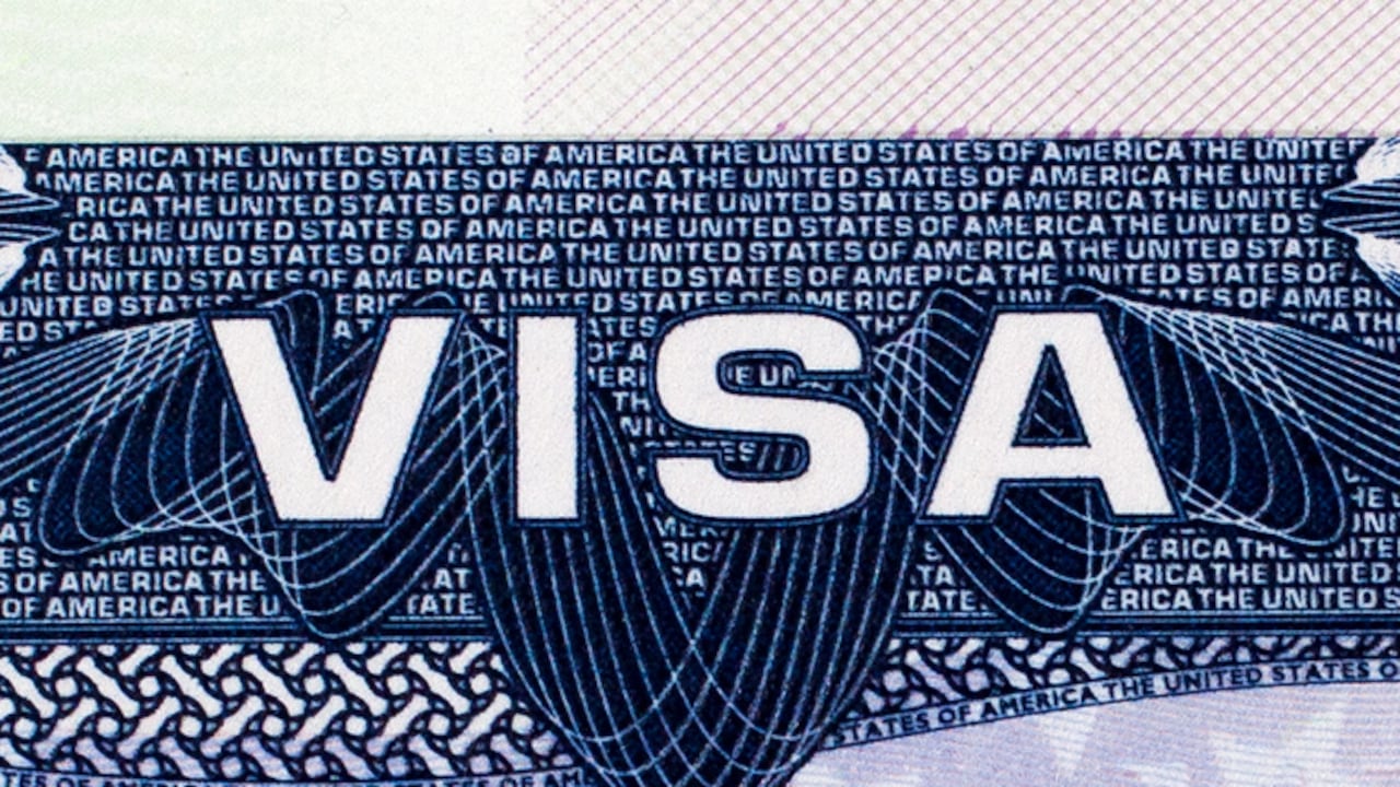 Sin visa, no se puede ingresar legalmente a Estados Unidos. Getty Images.