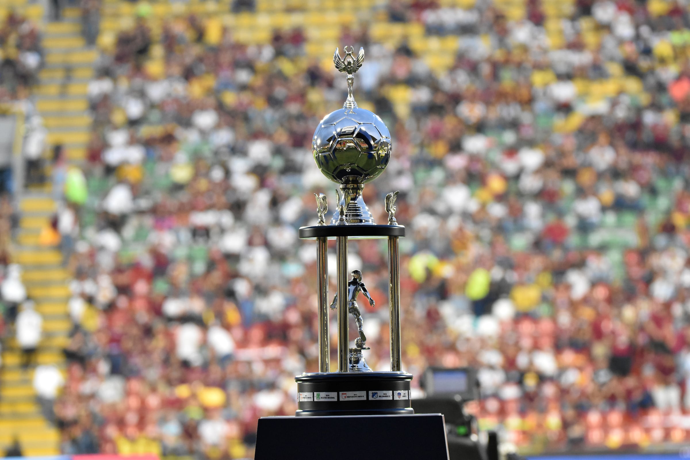 IBAGUÉ. 23 de febrero de 2022. Deportes Tolima derrotó 1-0 al Deportivo Cali en el estadio Manuel Murillo Toro, en el juego de vuelta de la Superliga BetPlay 2022, y se coronó campeón del certamen que enfrenta a los dos ganadores del año anterior. (Cortesía Dimayor)
