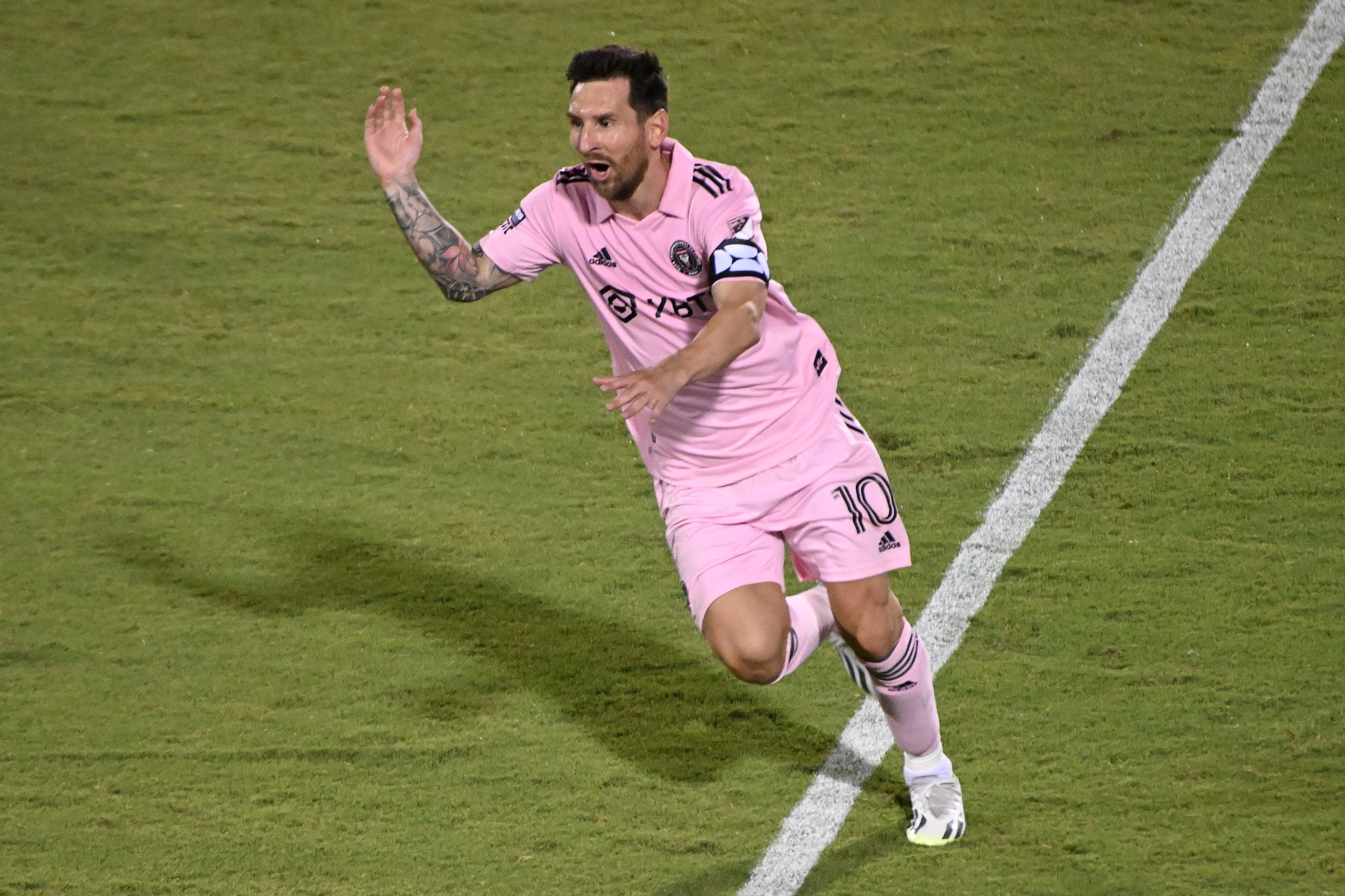 Lionel Messi marcó doblete en el duelo del Inter de Miami por la Leagues Cup.