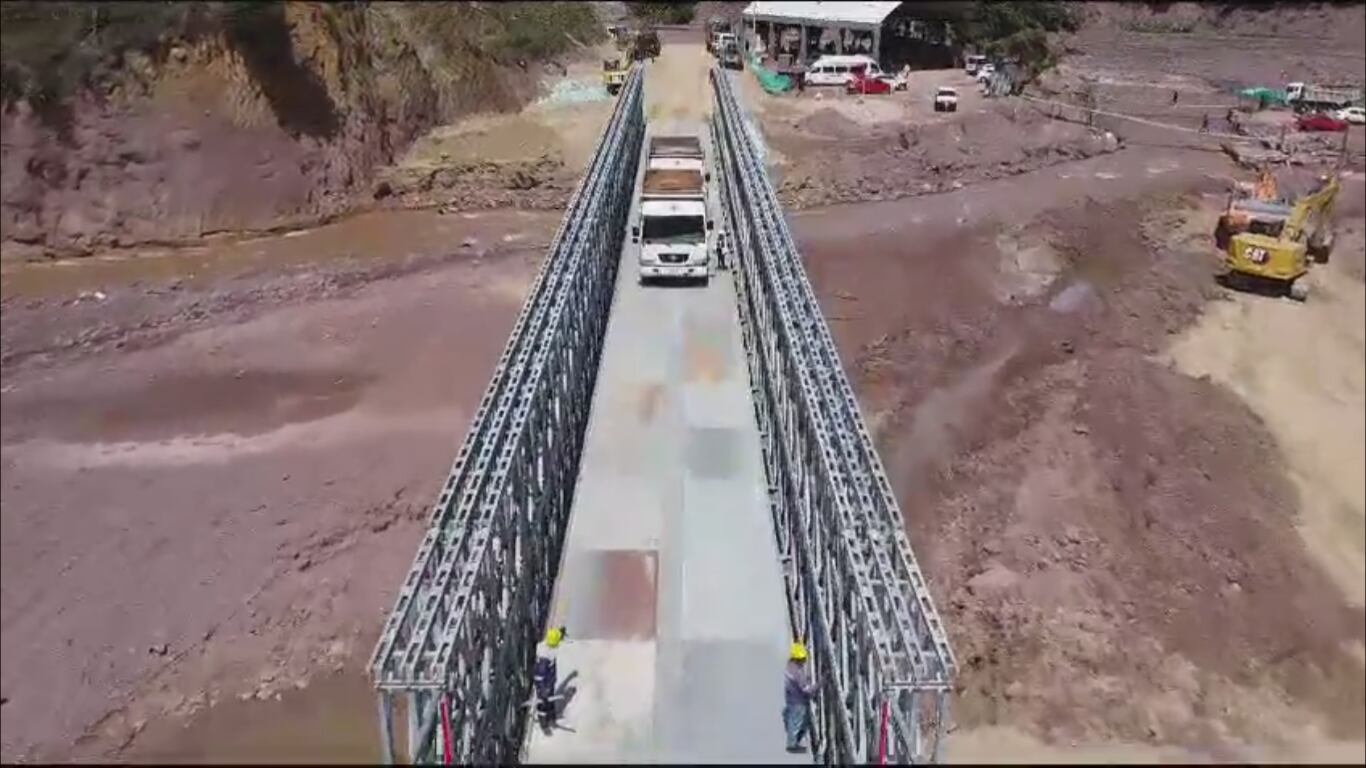 Se permitirá el paso para todo tipo de vehículos de hasta 52 toneladas.