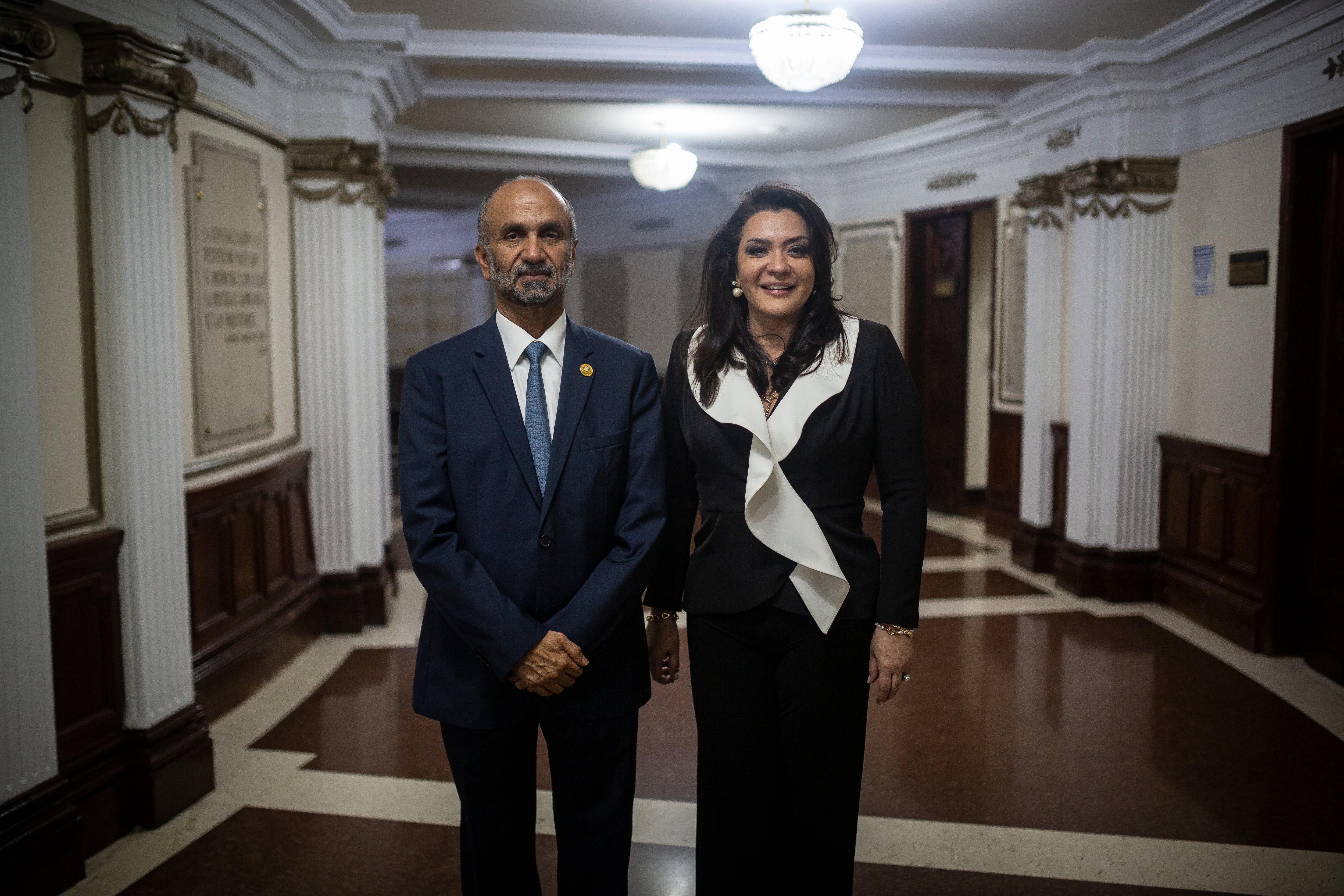 Ahmed Bin Mohammed Al Jarwan, presidente de la Asamblea general para la tolerancia y la paz, y Margarita Restrepo, congresista y presidenta del Parlamento Internacional para la Tolerancia y Paz -IPTP-.