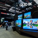 Los televisores Samsung QLED 8K se muestran durante la 2.a Exposición Internacional de Importaciones de China (CIIE) en el Centro Nacional de Convenciones y Exposiciones el 6 de noviembre de 2019 en Shanghai, China (Foto de VCG/VCG vía Getty Images)