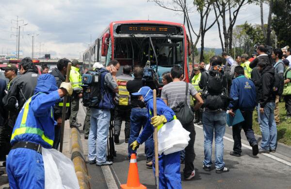 Entre las personas heridas se cuentan los conductores de los buses. 