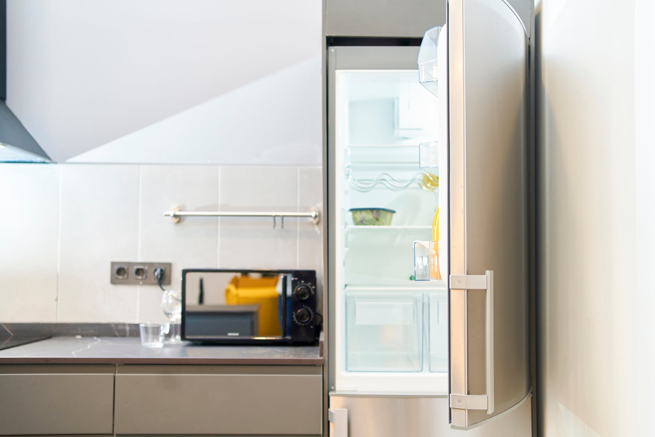 La nevera es uno de los electrodomésticos más usados en el hogar.