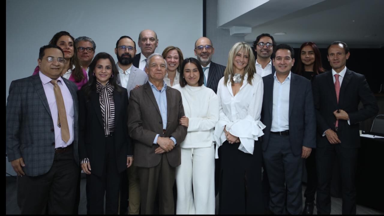 En el encuentro estuvieron los ministros de Minas y Hacienda, además de la directora del DPS.