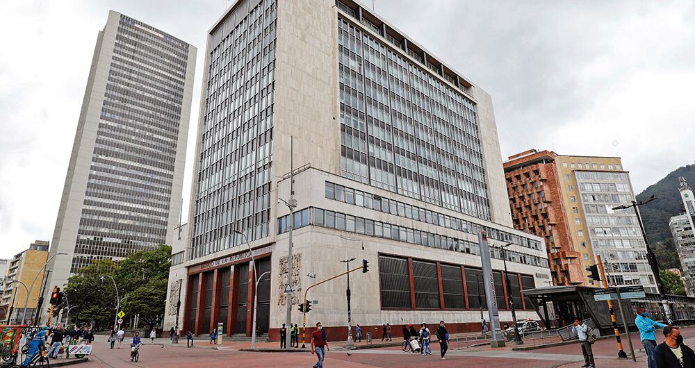 La estrategia del Banco de la República es desacelerar el consumo.