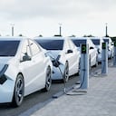 Los carros híbridos enchufables permiten recorrer trayectos urbanos en modo 100% eléctrico y reducir el consumo de combustible.