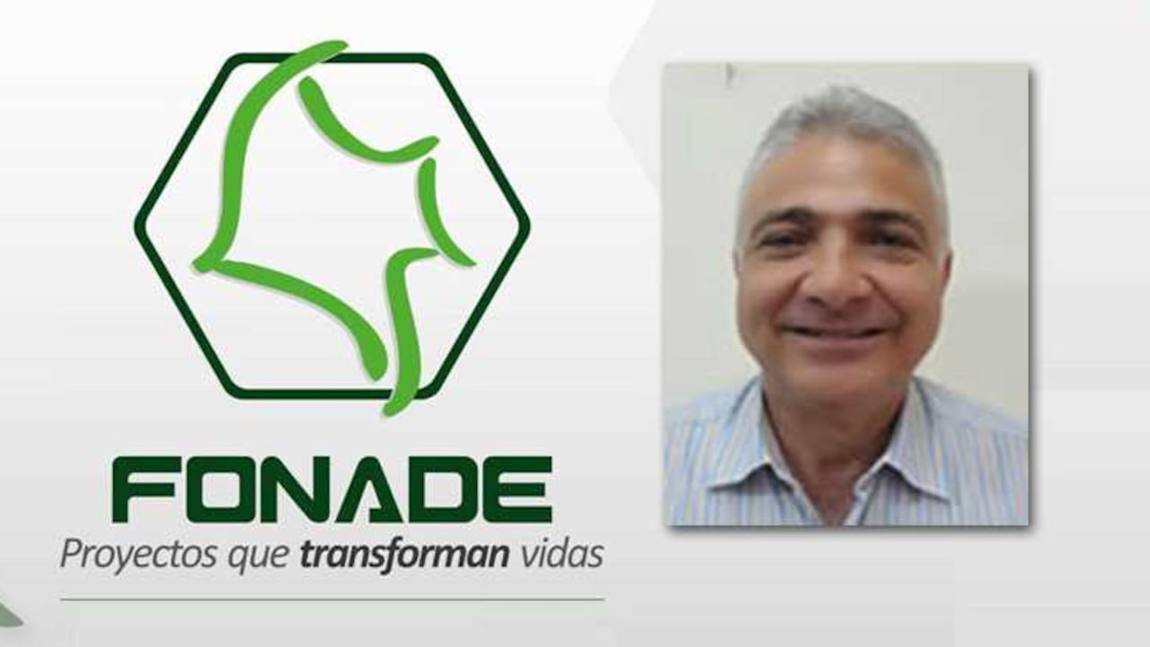 Aduen fue alcalde de Corozal en 1998-2000 y profesor de la Cecar y de la Universidad de Sucre.