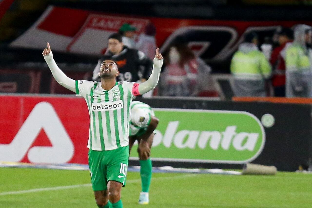 Magistral golazo de Edwin Cardona con Nacional: remató de media ...