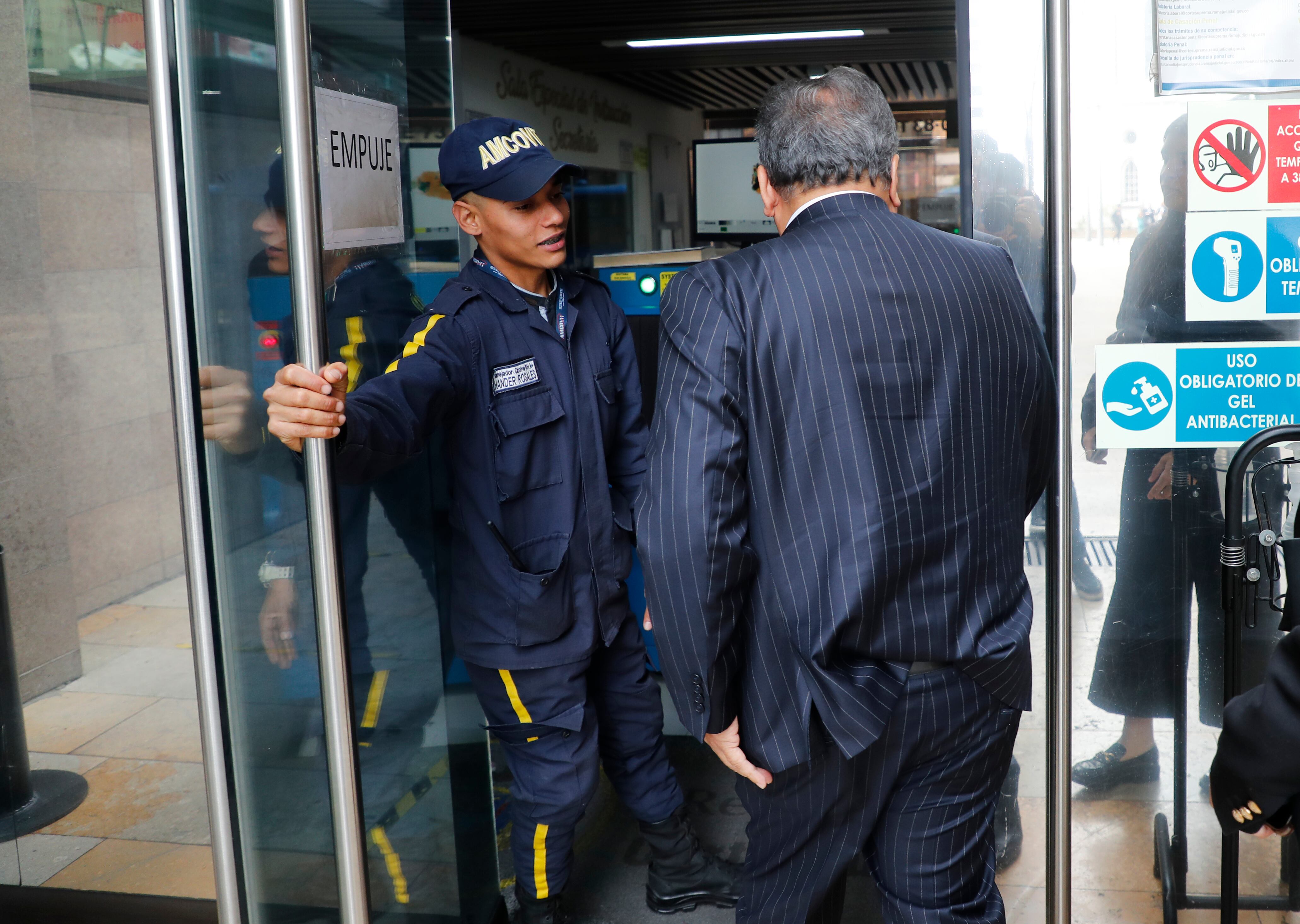 Gilberto Rondón González  presidente del Fondo Nacional del Ahorro  FONADE declara ante la Corte Suprema de Justicia
Bogotá junio 26 del 2023
Foto Guillermo Torres Reina / Semana