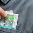 Billete de 100 mil pesos colombianos