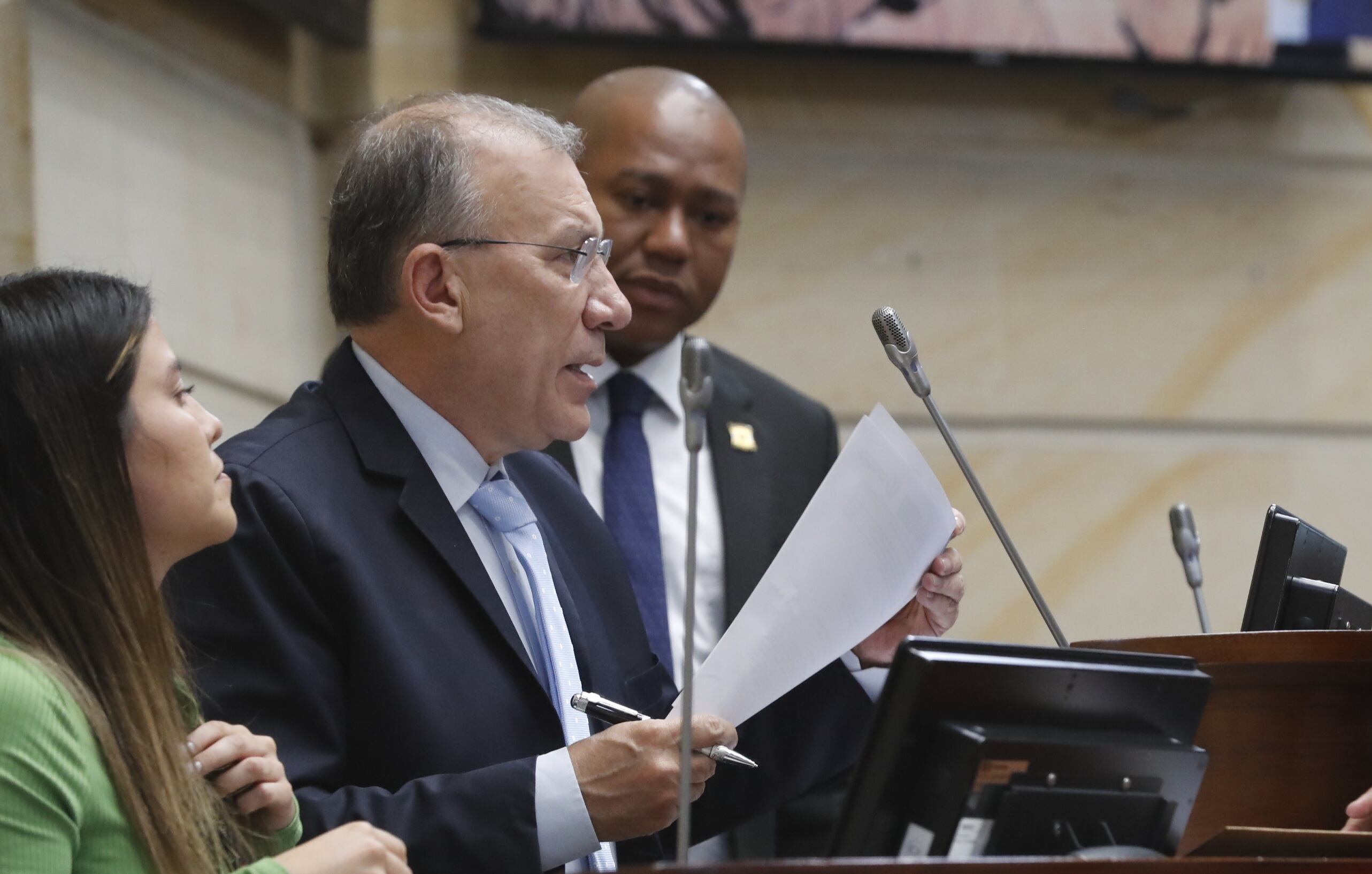 Senado de la República plenaria discusión Plan Nacional de Desarrollo