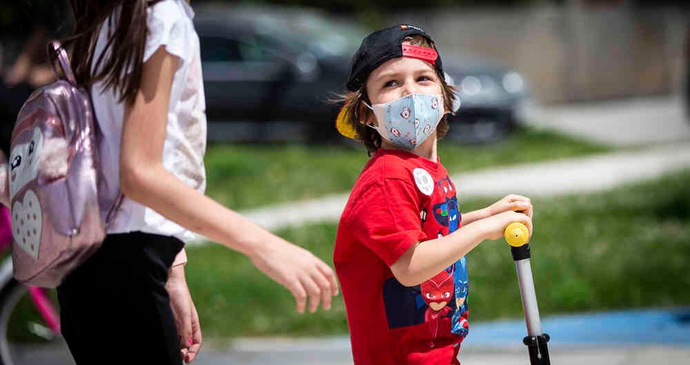Para los niños el esparcimiento, la actividad y la socialización tienen un impacto enorme sobre su salud mental, mucho mayor que para los adultos.