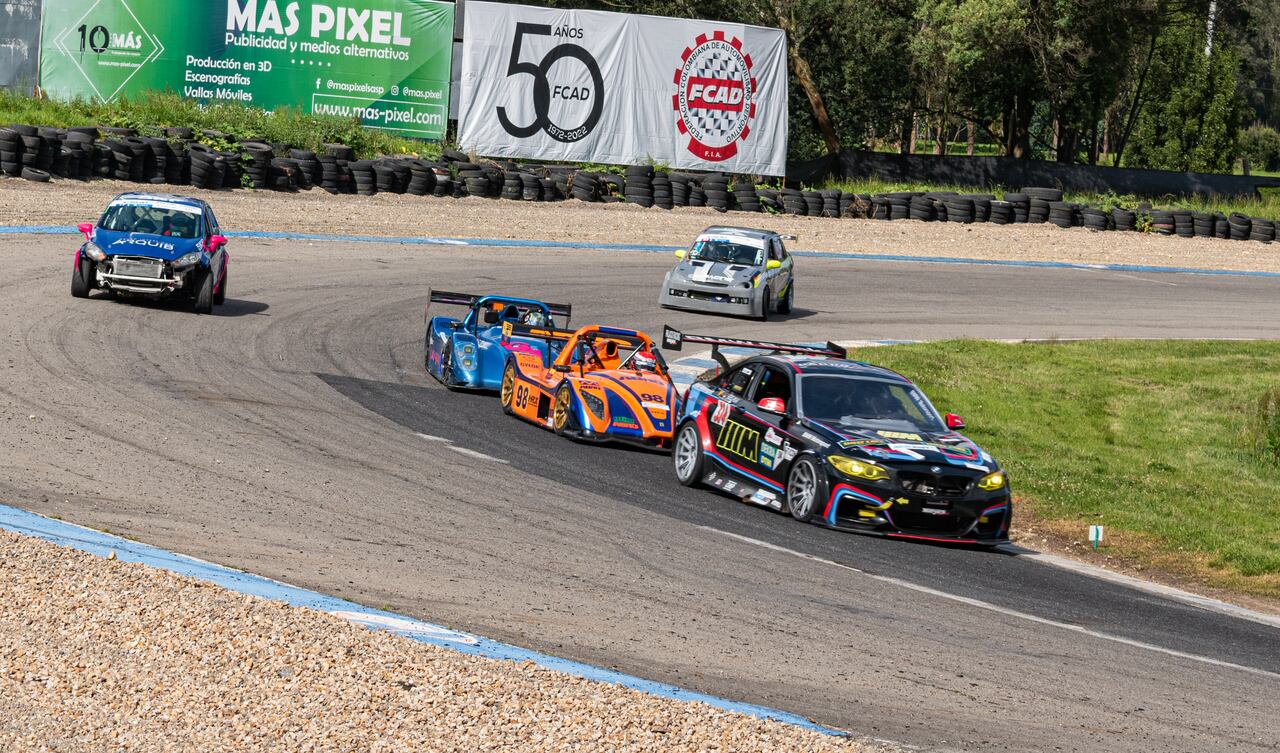 6 horas de Bogotá - competencia de automovilismo.