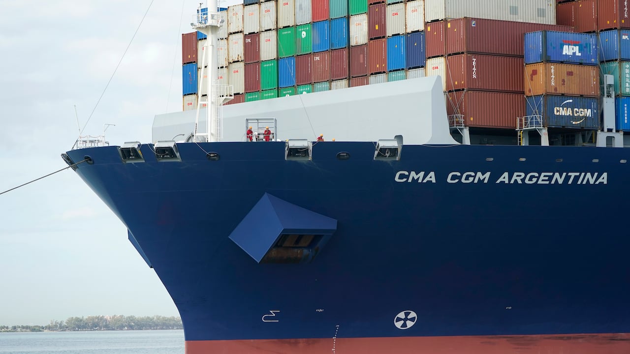 Importaciones colombianas aumentaron de manera impresionante. (AP Photo/Lynne Sladky)