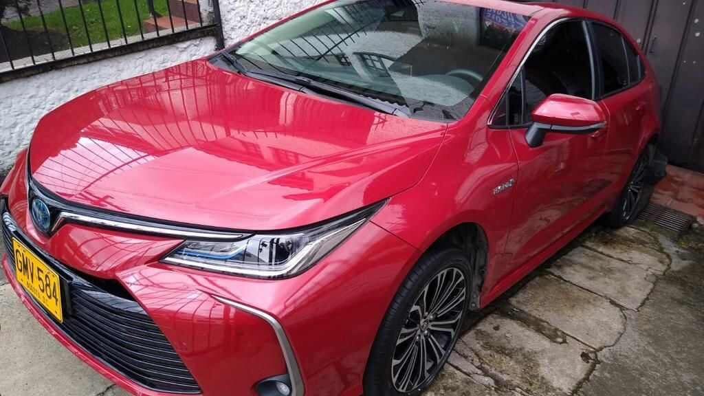 Este es el carro de María Ángela en el que habría sido obligada a salir del conjunto residencial.