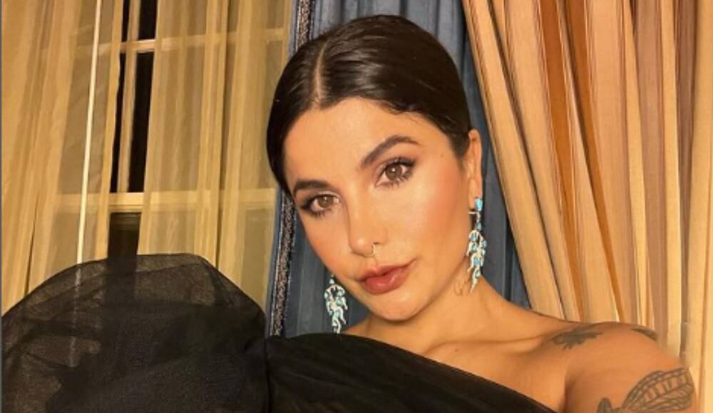 La cantante encontró el amor por casualidad y llegó al altar hace un par de meses.