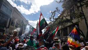 Bandera CRIC
Consejo Regional Indígena del Cauca. CRIC
Luego de varios días de viaje, los miembros de la Guardia Indígena marcharon desde la Universidad Nacional hasta la Plaza de Bolívar para sumarse al dia 14 del Paro Nacional para protestar contra la violencia en sus territorios.
Bogota diciembre 4 2019
Foto : Guillermo Torres Reina / Semana