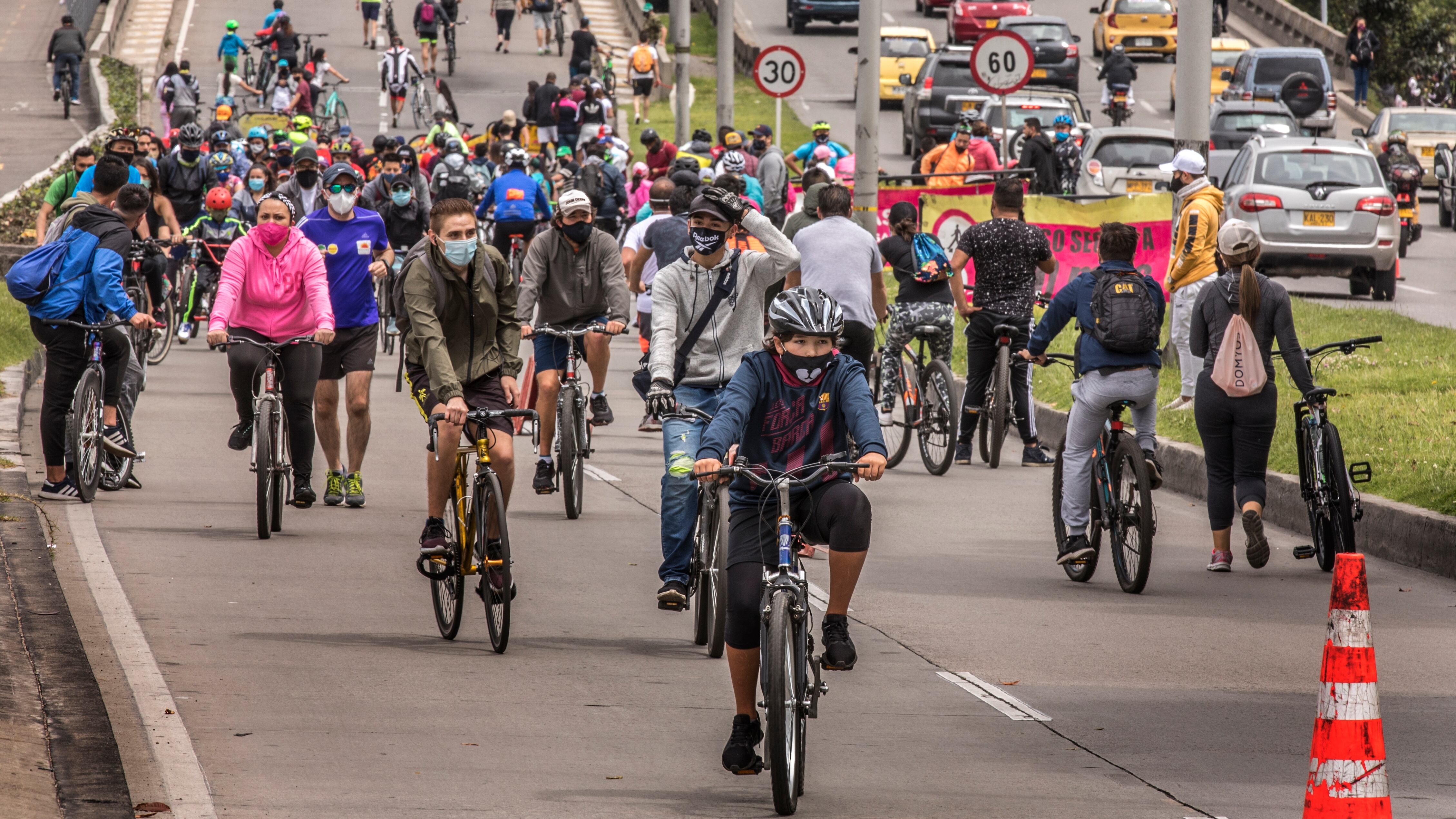 Ciclovia en Bogotá. Foto: Juan Carlos Sierra-Revista Semana.