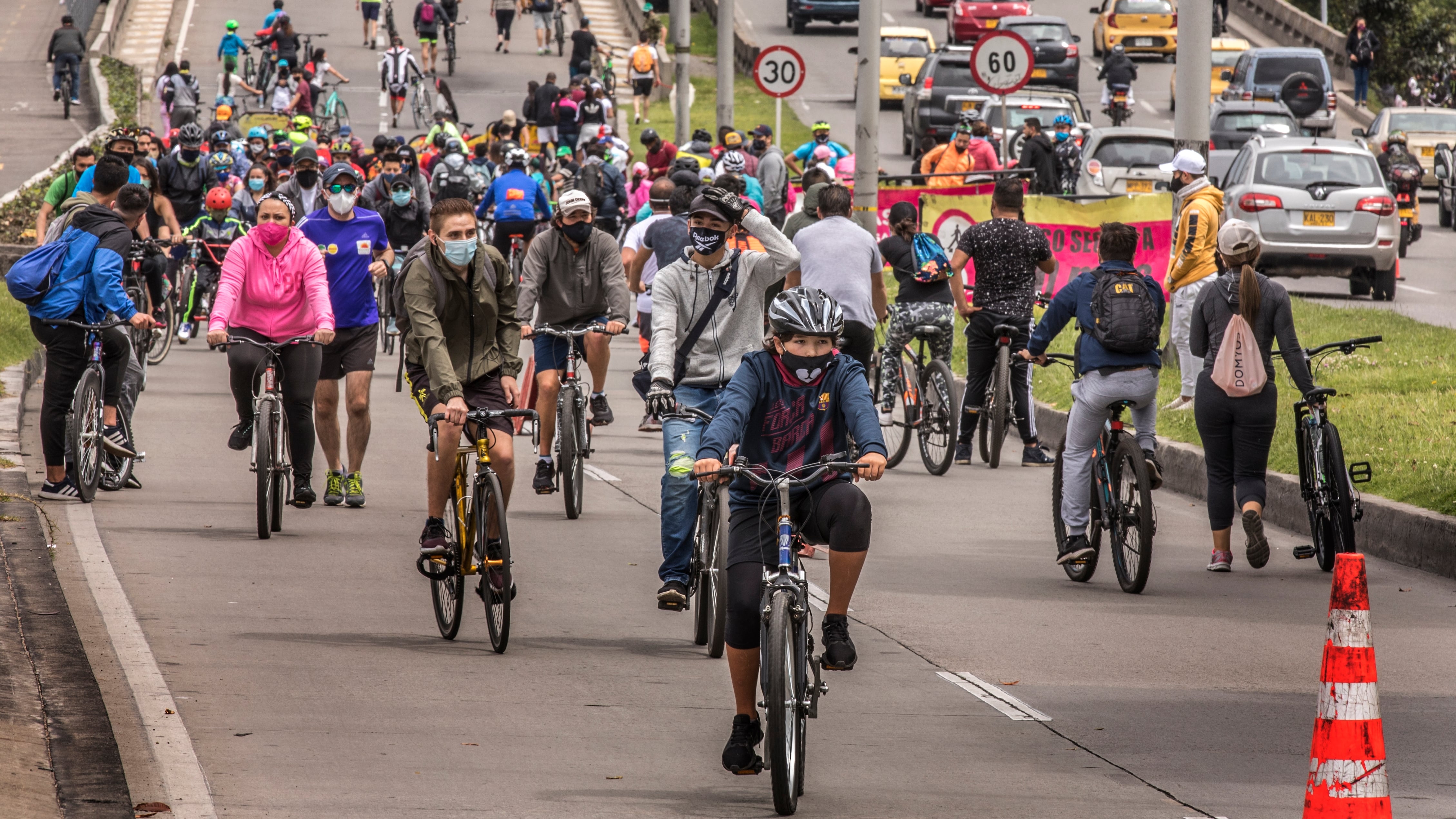 Ciclovia en Bogotá. Foto: Juan Carlos Sierra-Revista Semana.