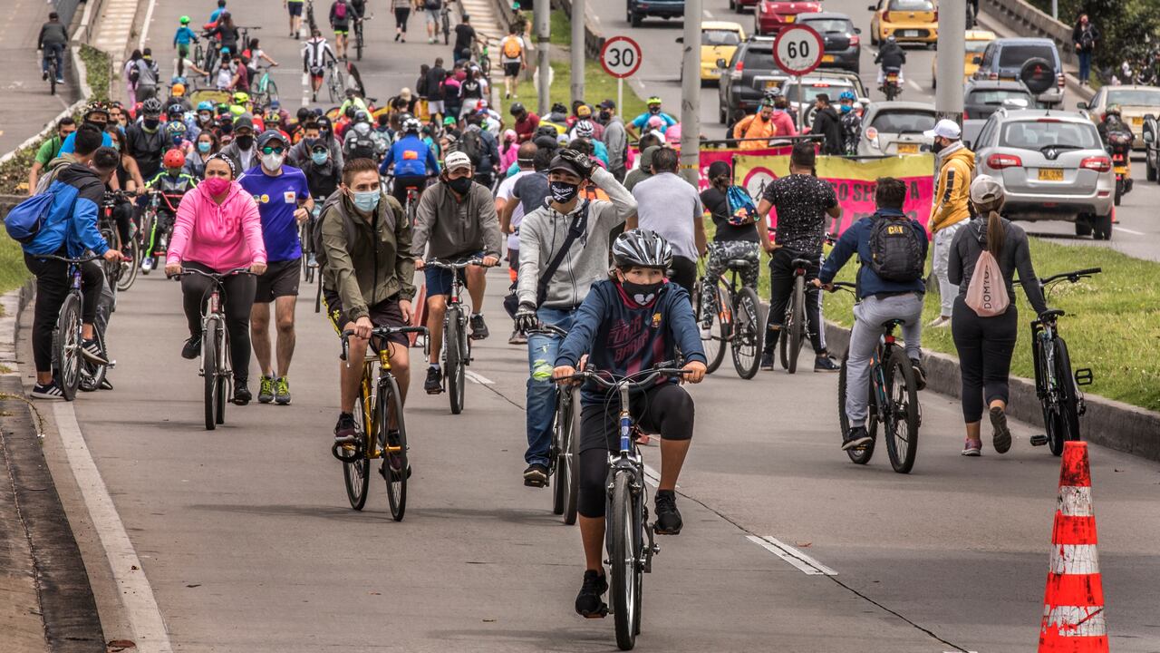 Ciclovia en Bogotá. Foto: Juan Carlos Sierra-Revista Semana.