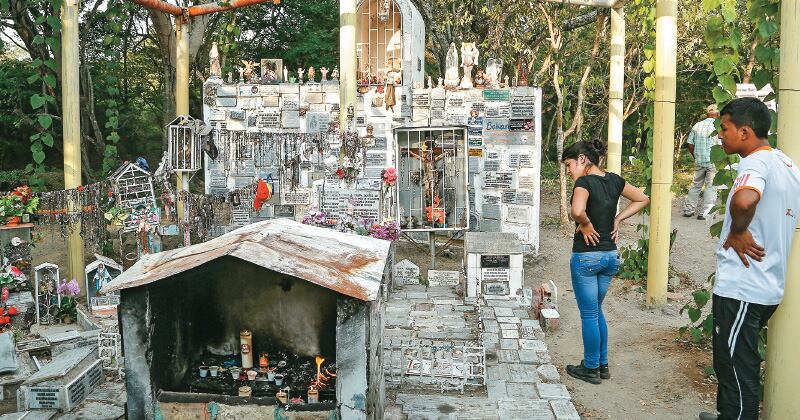 Imagen del cementerio de Armero.