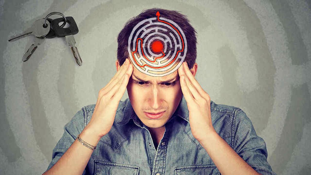 Para dar espacio a recuerdos más relevantes el cerebro olvida algunos hechos.