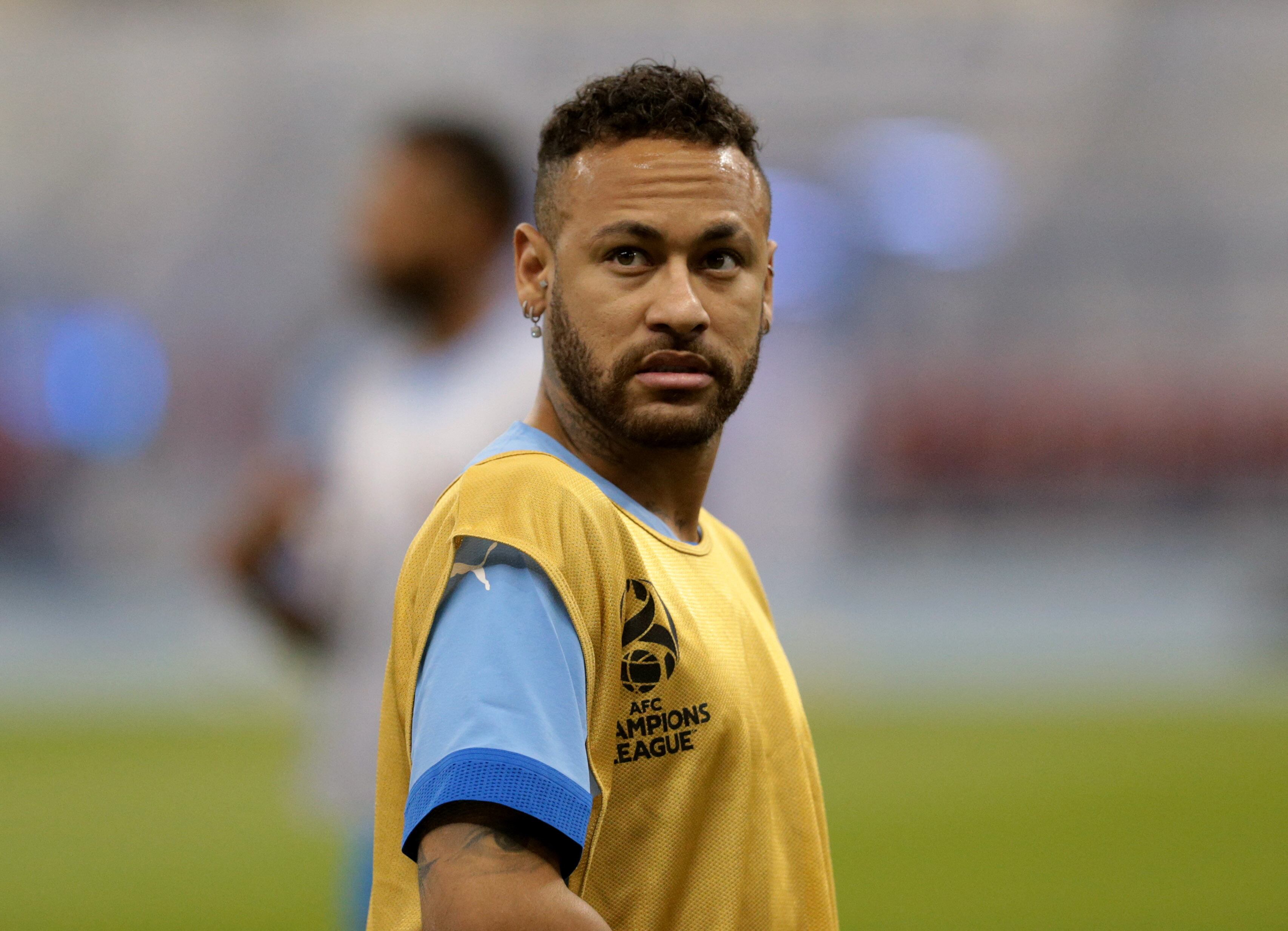 Soccer Football - Asian Champions League - Group D - Al Hilal v Navbahor Namangan - King Fahd International Stadium, Riyadh, Saudi Arabia - September 18, 2023 Al Hilal's Neymar during the warm up before the match REUTERS/Ahmed Yosri