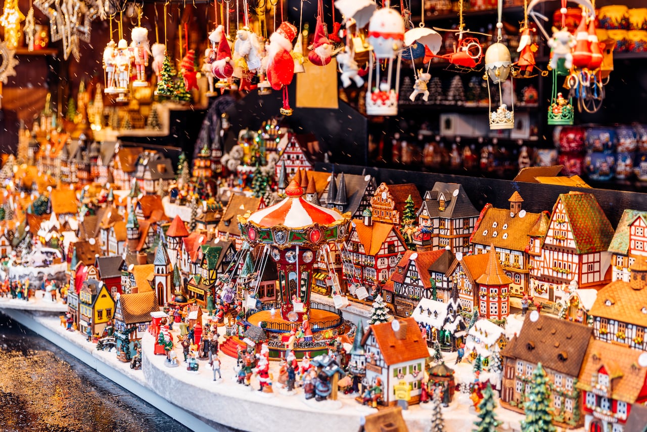 Ferias y mercados para apoyar a los pequeños empresarios y disfrutar de un recorrido navideño