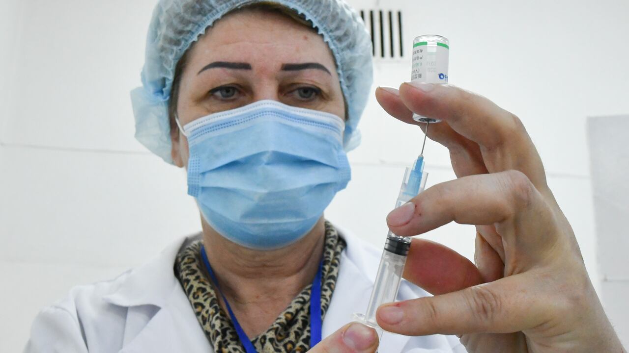 Mujer de 76 años en Santa Marta no fue vacunada contra coronavirus, pues en el sistema aparece como fallecida