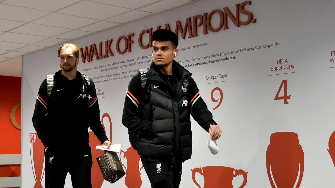 Luis Díaz compartió con el golero suplente Caoimhim Kelleher en Liverpool