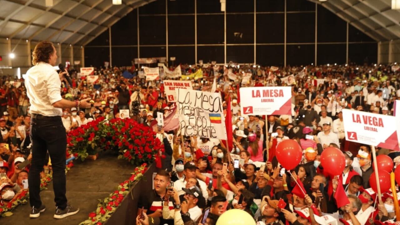 Desde Chía, Federico Gutiérrez se comprometió a impulsar proyectos de movilidad entre Bogotá y Cundinamarca.