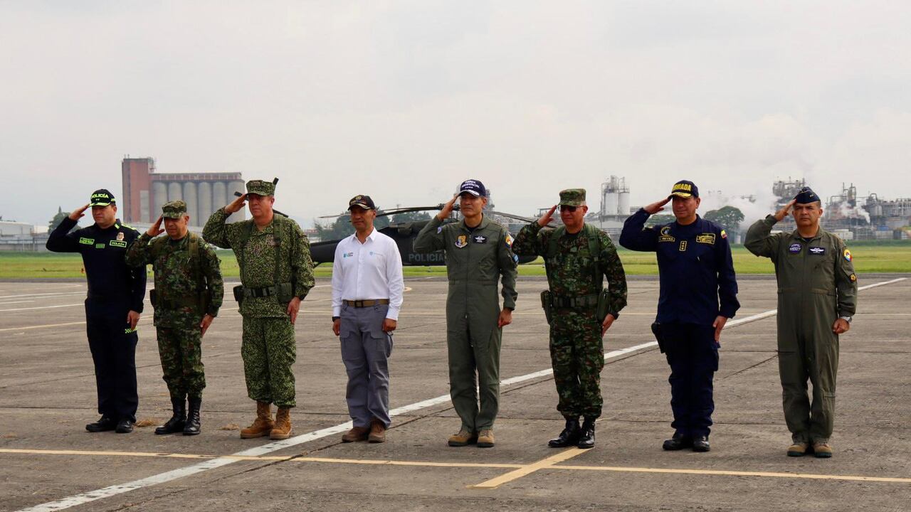 ¿División en la cúpula militar de Petro? Lobby de un alto mando en la Casa de Nariño estaría generando fisuras.