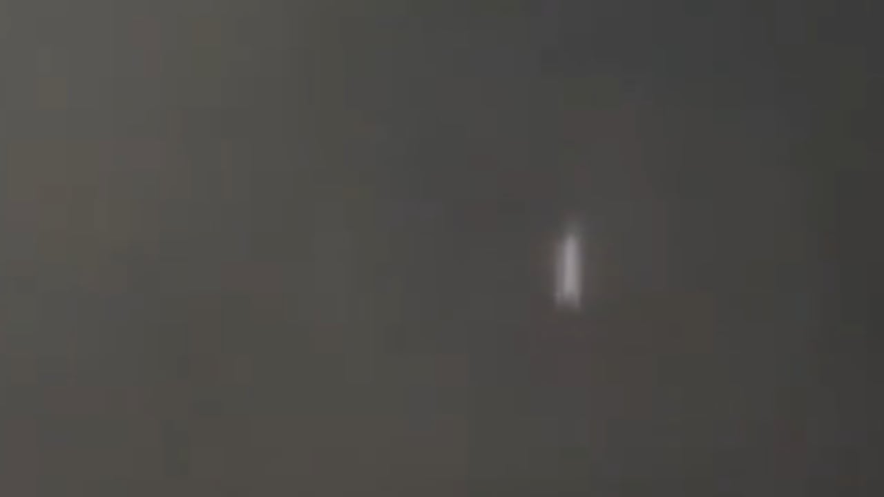 Extraño objeto visto volando por Bogotá.