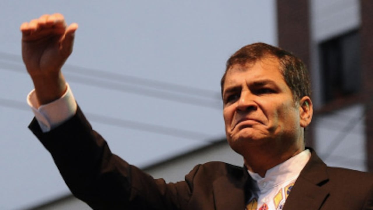 Correa mantiene una actitud desafiante frente a los medios de comunicación que lo cuestionan y ha dejado claro que los considera enemigos de su gobierno.