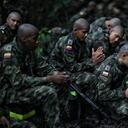 Hombres de acero 2
Curso de lanceros en la selva amazónica