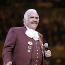SAN JOSE, CA - 14 DE ABRIL: Vicente Fernandez realiza en concierto en el HP Pavilion el 14 de abril de 2013 en San Jose, California. (Foto de Rocky Widner / FilmMagic)