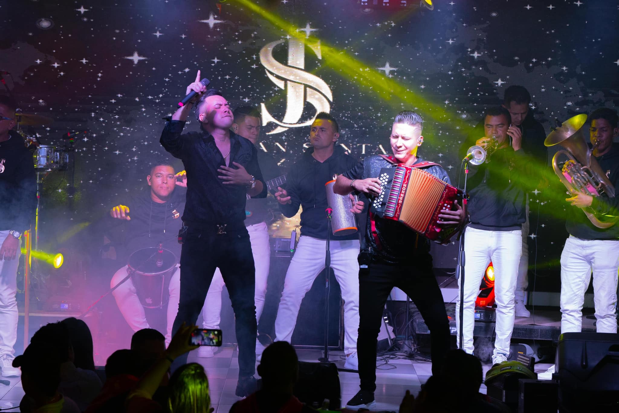 Julián Santa y David Carreño, artistas seleccionados para representar a Bogotá en el Festival Francisco el Hombre.