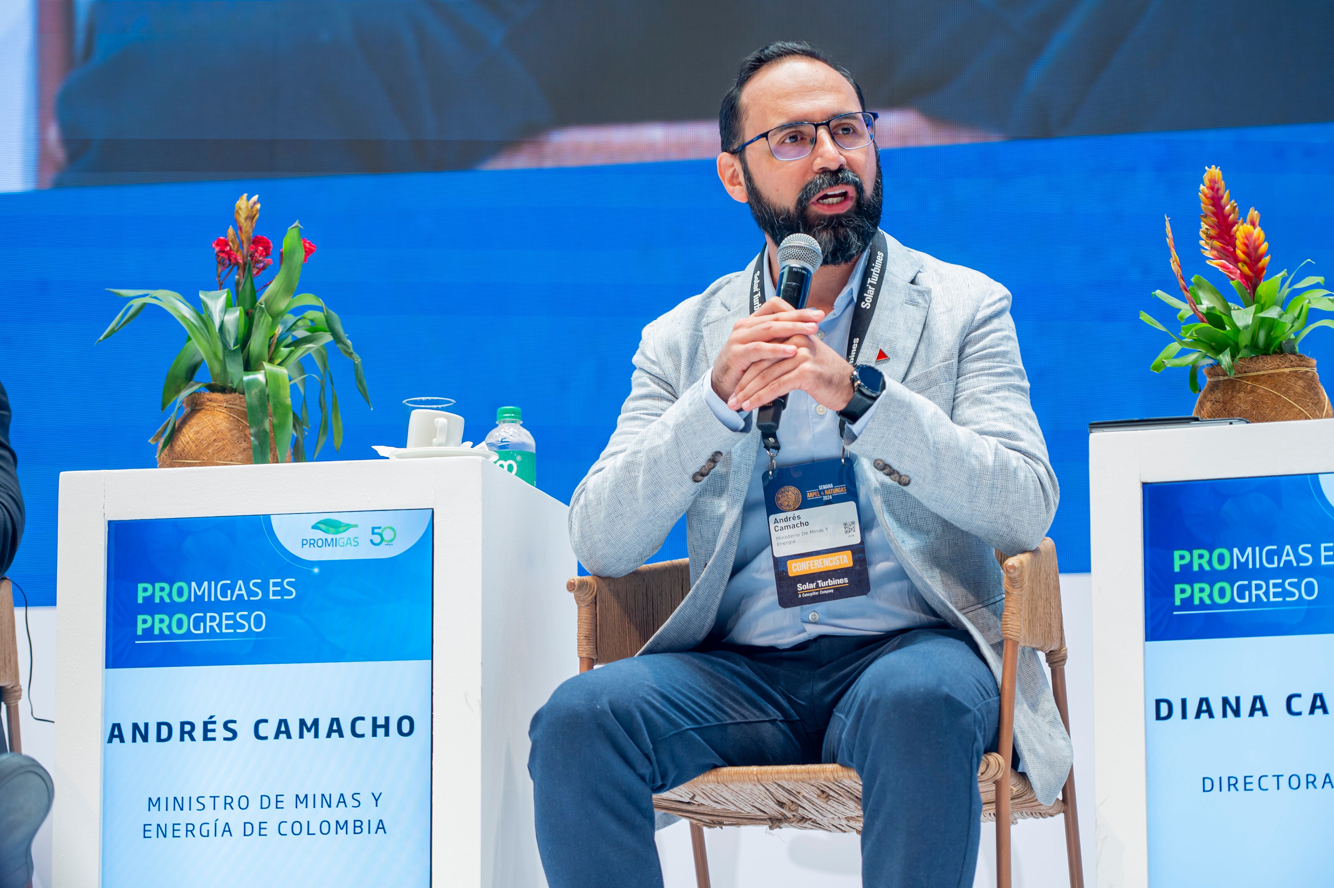 Ministro de Minas y Energía se refirió a plan de choque para evitar desabastecimiento de gas en Colombia.