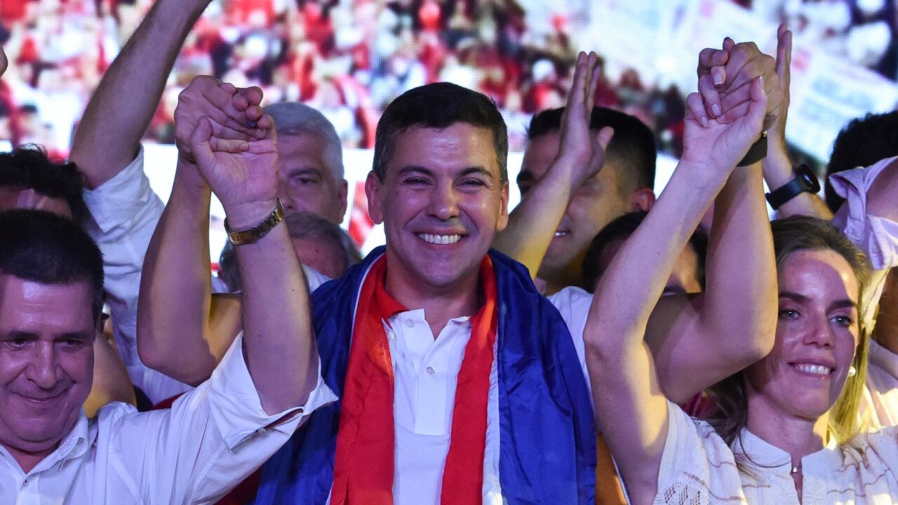 Santiago Peña, nuevo Presidente de Paraguay.