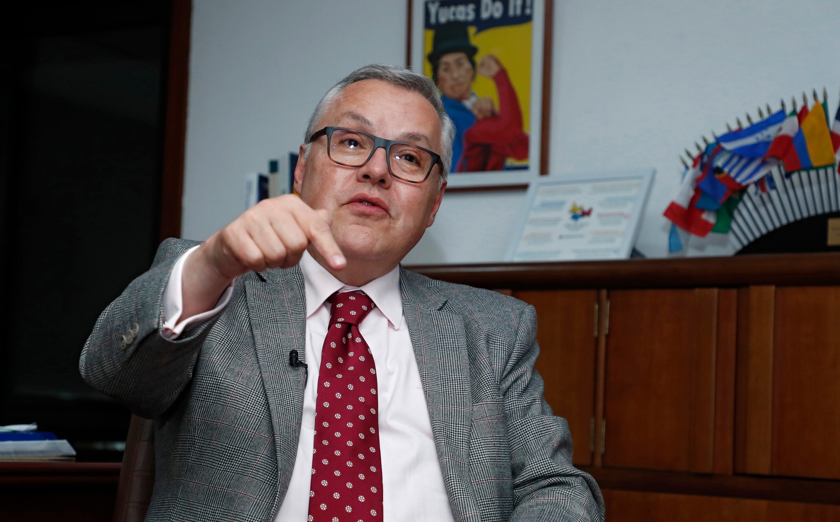 Néstor Iván Osuna Ministro de Justicia y de Derecho