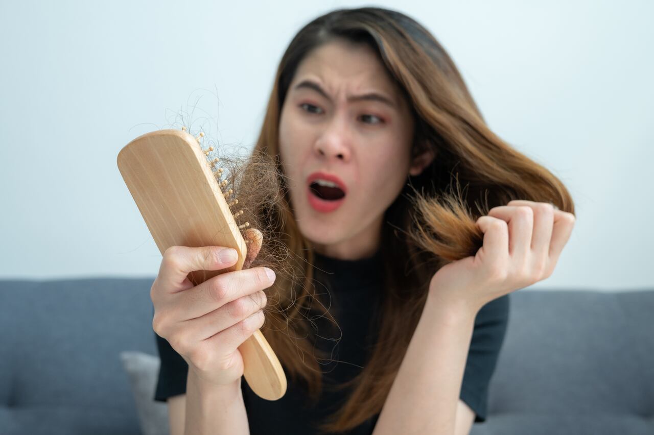 Esta afección puede generar a que el cabello comience a deteriorarse.