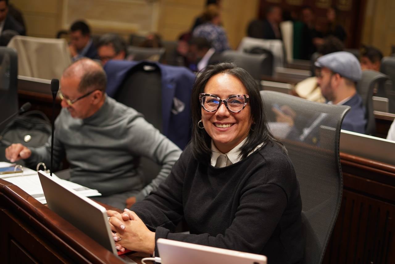 Representante Alexandra Vásquez